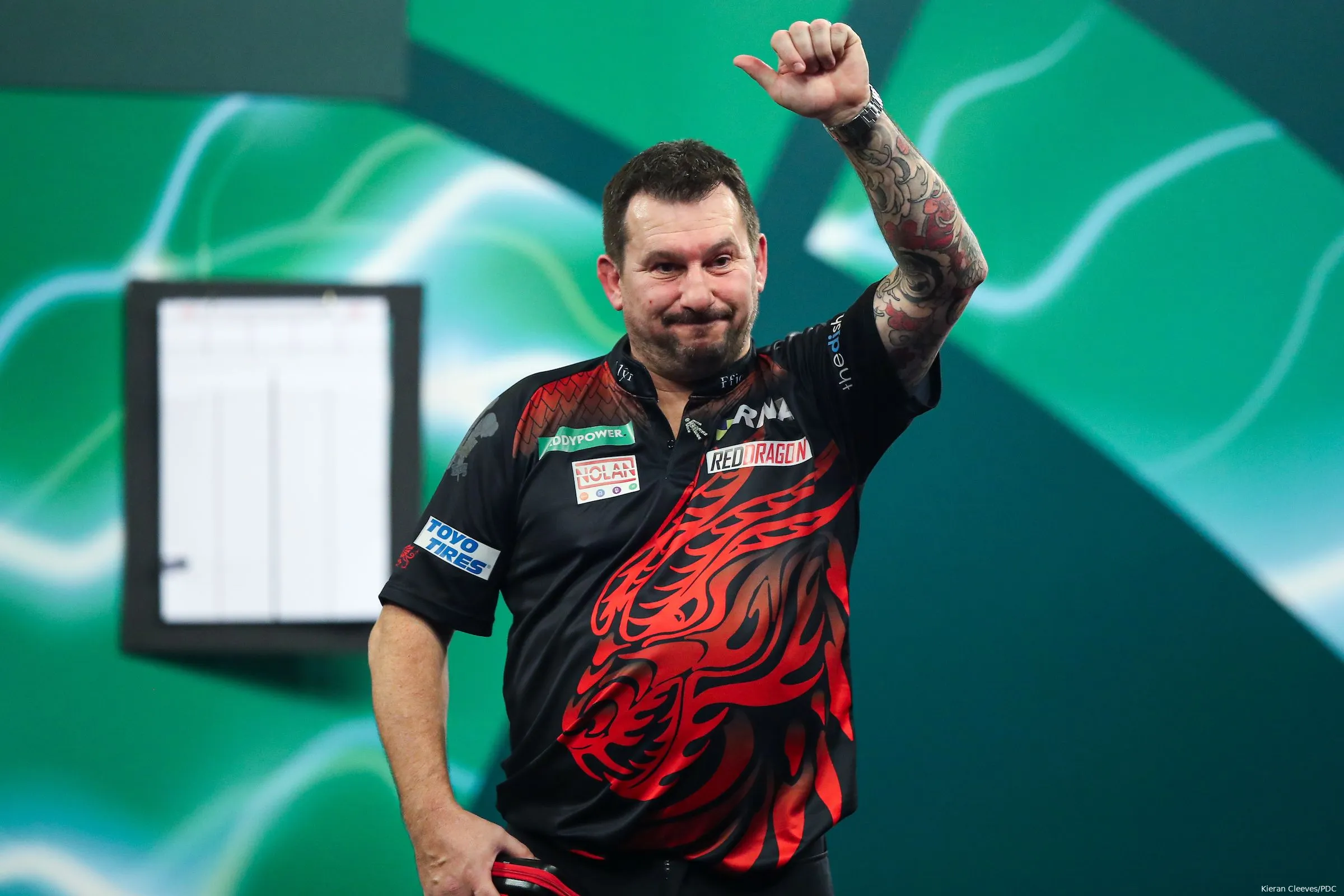 Jonny Clayton scraps his way to sudden death victory of Mickey Mansell